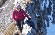 Alpinwanderung Schiberg Eine Person im Aufstieg zum Schiberg.